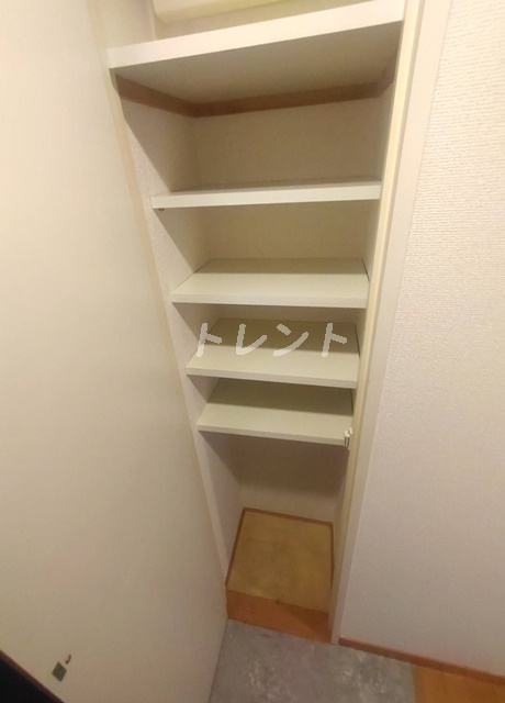 ザハウス中野坂上-201