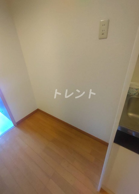 ザハウス中野坂上-201