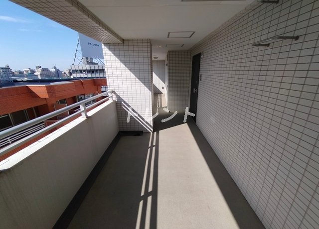 アジールコート中野坂上-704