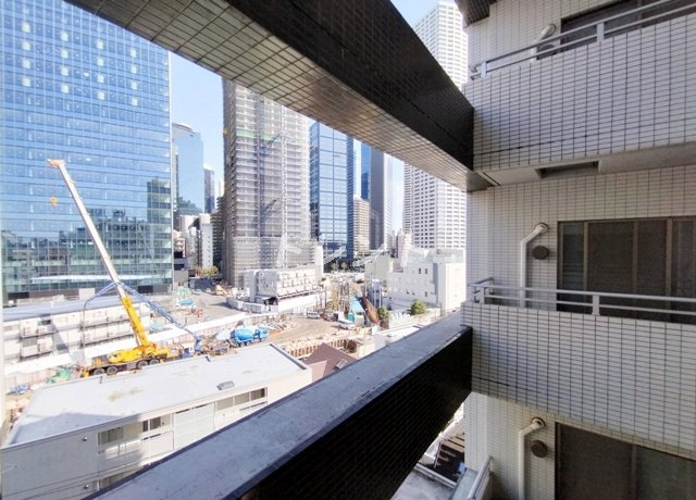 アジールコート中野坂上-704