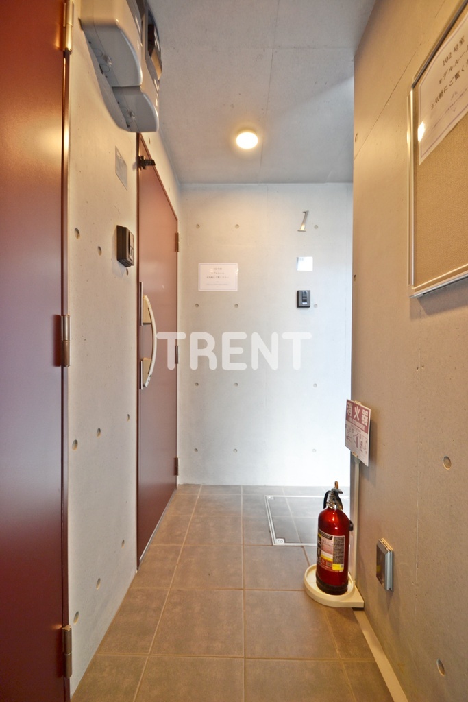 タスキスマート新宿-303