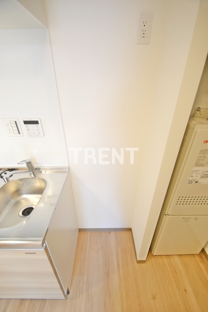 タスキスマート新宿-303