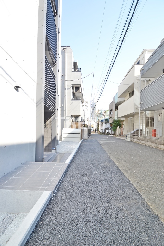 タスキスマート新宿-303