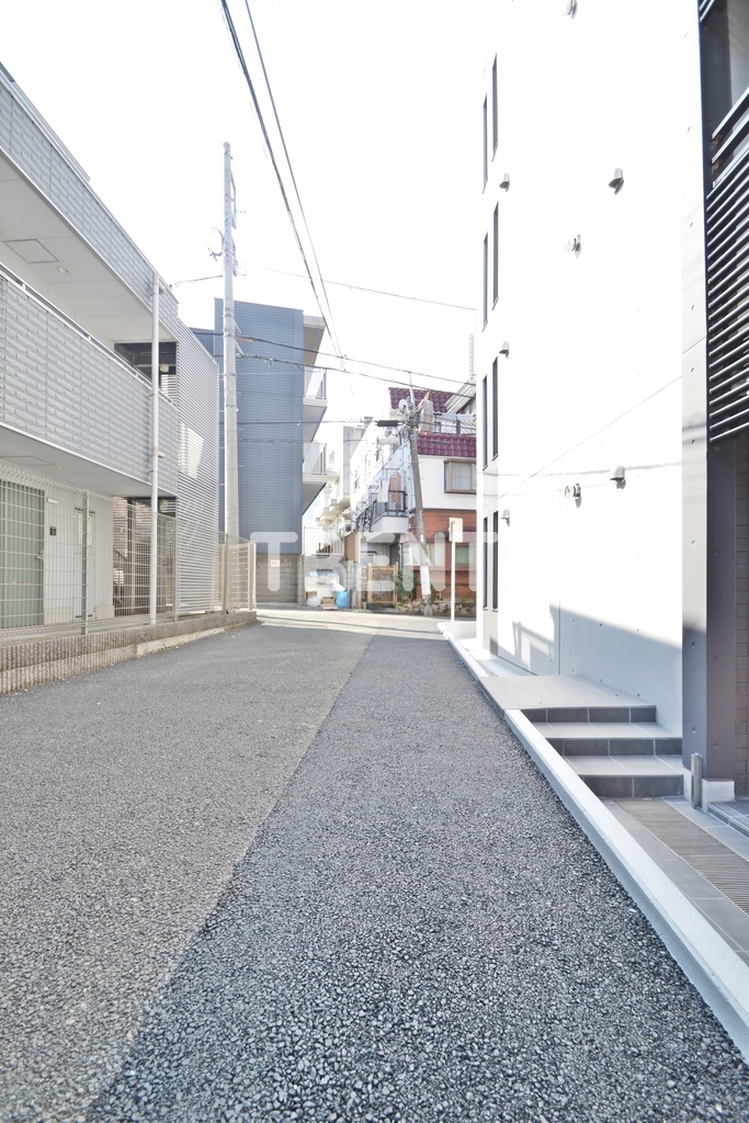 タスキスマート新宿-303