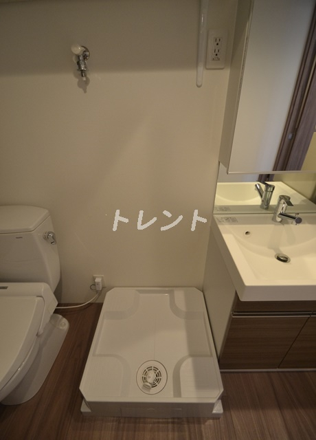 ラクラス四谷三丁目-203