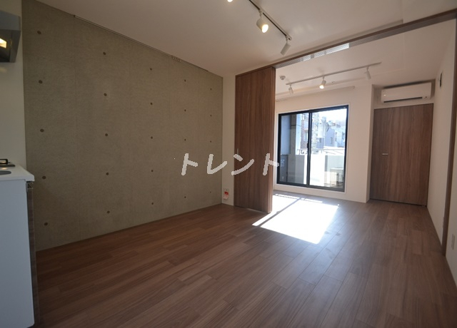 ラクラス四谷三丁目-203
