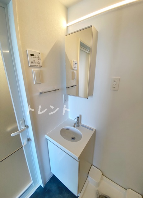ラクラス中野弥生町-401