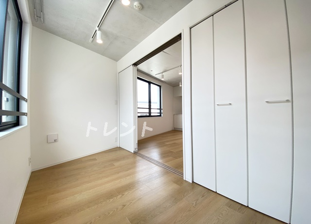 ラクラス中野弥生町-401