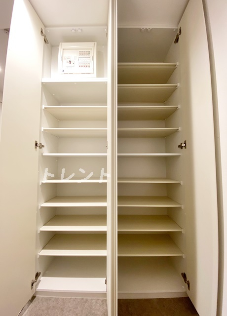 プリューム中野坂上-601