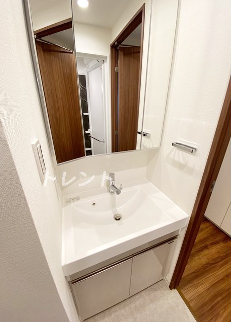 プリューム中野坂上-601