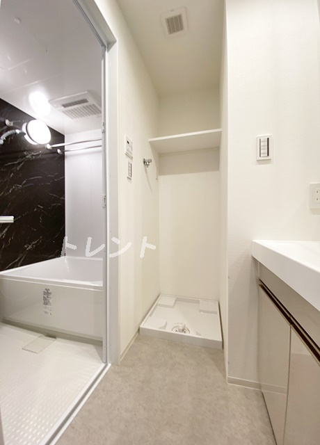 プリューム中野坂上-601