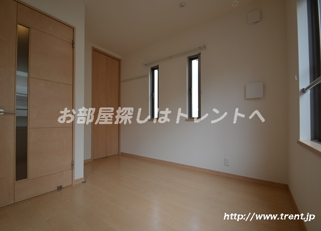 パインヒルズ-201