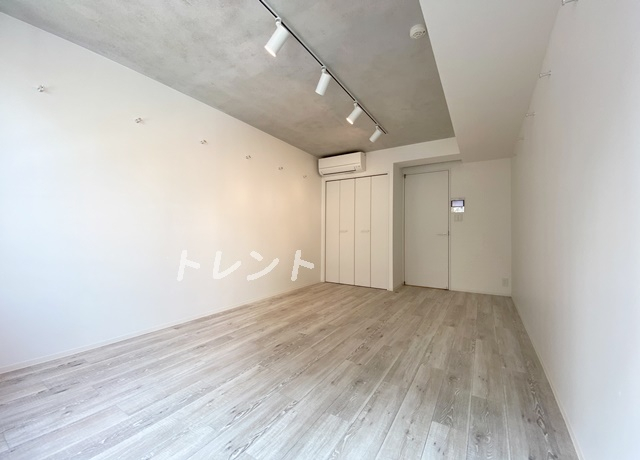 ラクラス中野弥生町-306