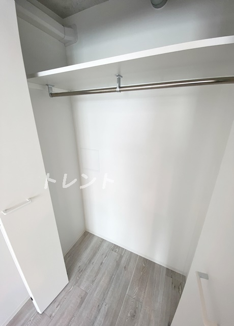 ラクラス中野弥生町-308