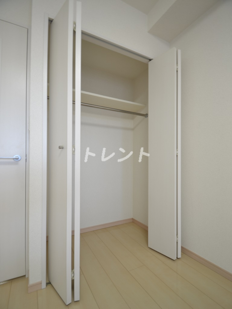 プレールドゥーク代々木八幡-404