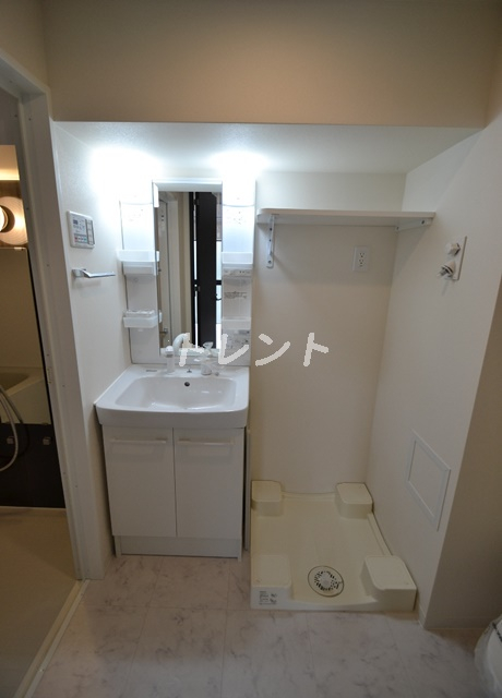 プレールドゥーク東新宿Ⅲ-706