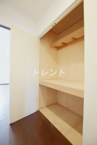 鈴重東神田コート-402