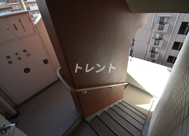 ドゥーエ月島-405