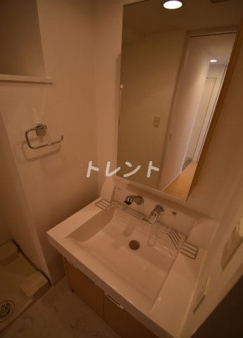 ドゥーエ月島-405