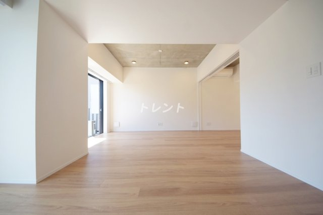 ラレイナ市谷加賀町【LAREINAICHIGAYAKAGACHO】-203