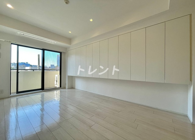 カスタリア新宿夏目坂-403