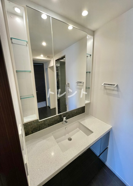 コンフォリア新宿イーストサイドタワー-2414