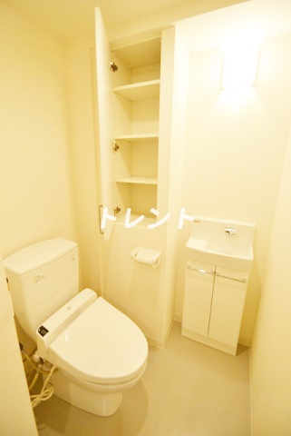 コンフォリア市谷薬王寺-203