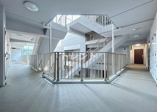 エスティメゾン四谷坂町-607