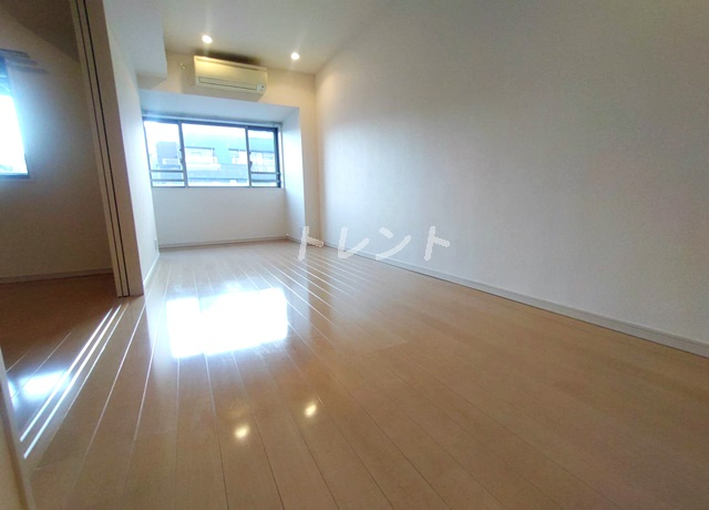 エスティメゾン四谷坂町-607