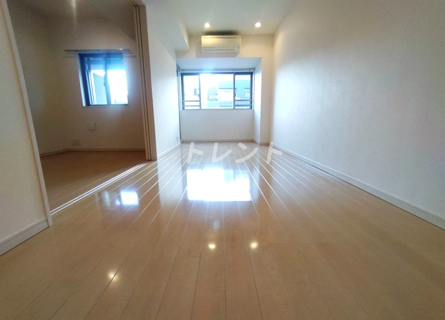 エスティメゾン四谷坂町-607