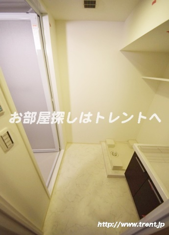 エステムプラザ市谷外濠公園-203