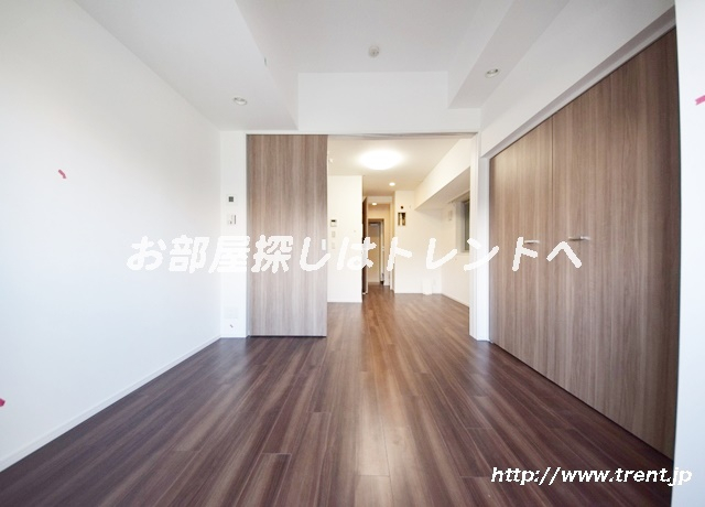 エステムプラザ市谷外濠公園-203