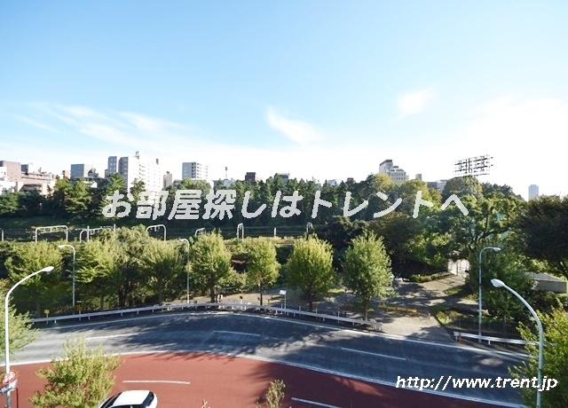 エステムプラザ市谷外濠公園-203