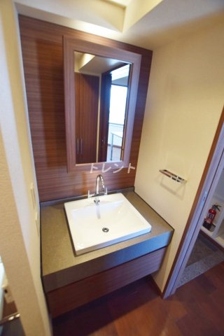 パークキューブ春日安藤坂-308