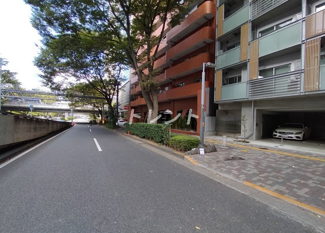 ズーム都庁前【ZOOM都庁前】-1004