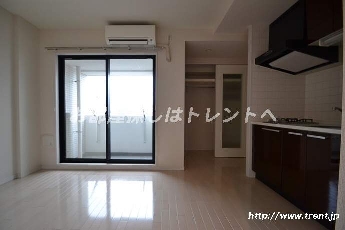 ゼクシア市谷台-601