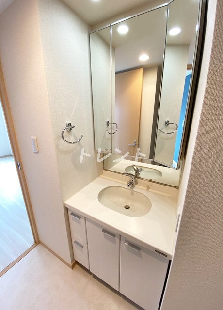 エスティメゾン北新宿-801