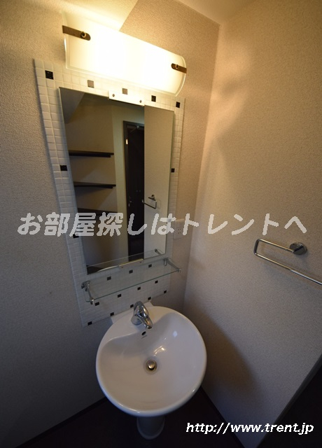 アーバイル九段下ミッドシティ-203