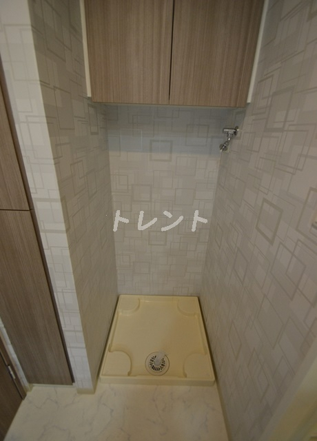 コンフォリア新宿-1103