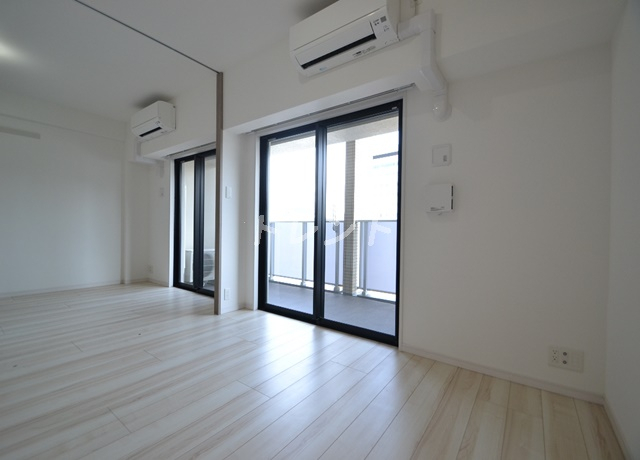 コンフォリア新宿-1103