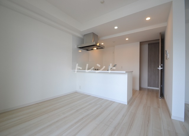 コンフォリア新宿-1103