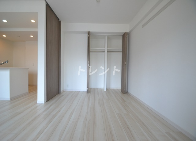 コンフォリア新宿-1103