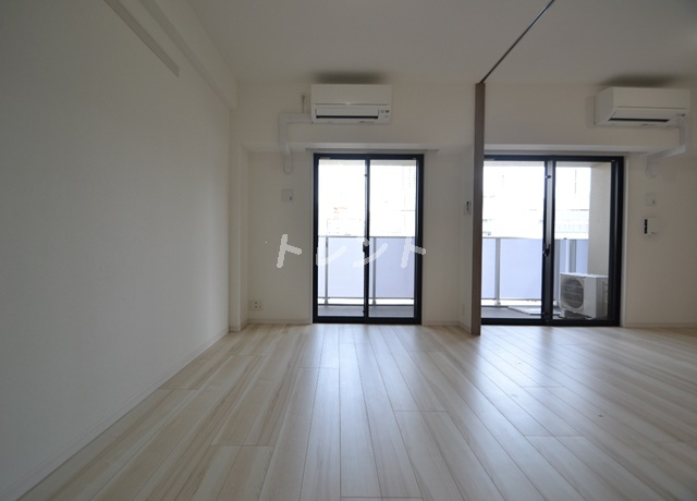 コンフォリア新宿-1103