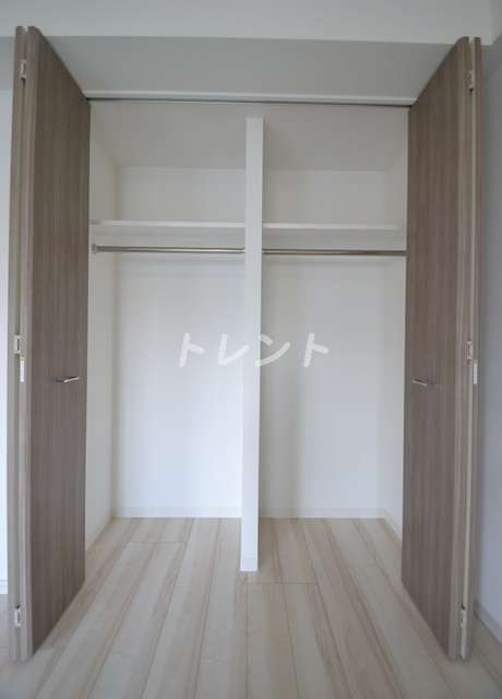 コンフォリア新宿-1103