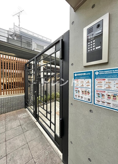 ウェルスクエアイズム四谷大京町-103