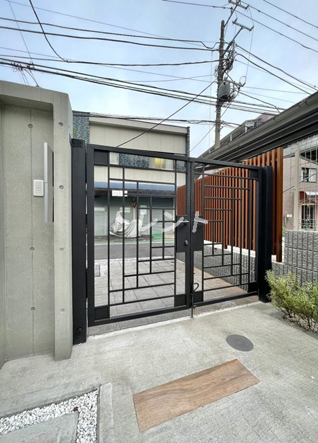 ウェルスクエアイズム四谷大京町-103