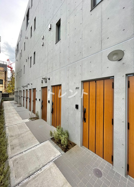ウェルスクエアイズム四谷大京町-103