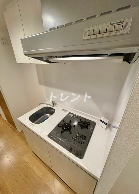 ウェルスクエアイズム四谷大京町-103
