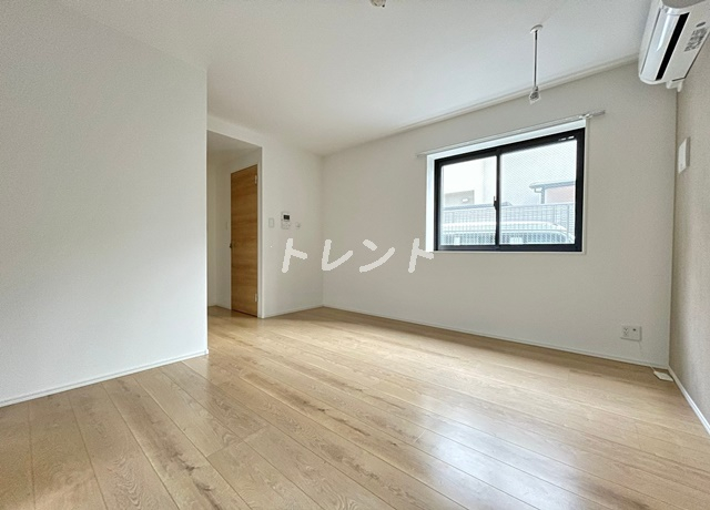 ウェルスクエアイズム四谷大京町-103