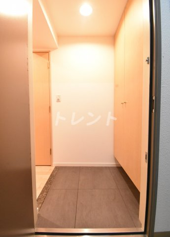 カスタリア新富町-703
